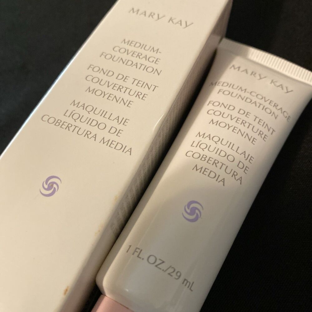 Mary Kay Medium Coverage Foundation Beige 300
